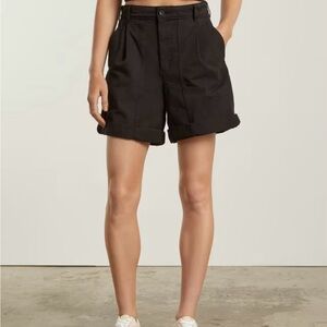 NWT Everlane Organic Cotton Linen Tourist Shorts